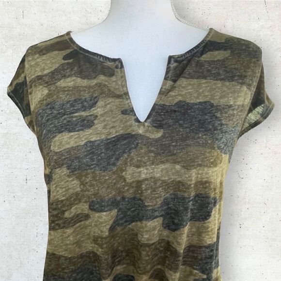 Lucky Brand Camo Tie Front Top Tee Sz S - Picture 5 of 9
